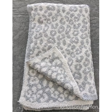 Polyester Leopfiber microfiber ຂະຫນາດໃຫຍ່ລະດູຫນາວ Knit Knit ຖິ້ມຜ້າຫົ່ມ